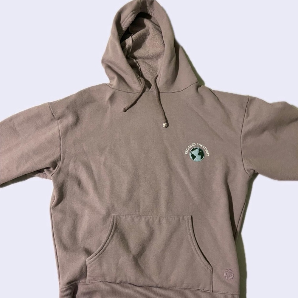 Purple recycled hoodie with small earth graphic